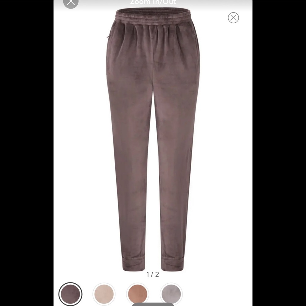 Skims Velour jogger